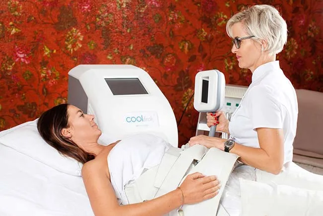Kryolipolyse – Cooltech Fettdepots reduzieren ohne operativen Eingriff